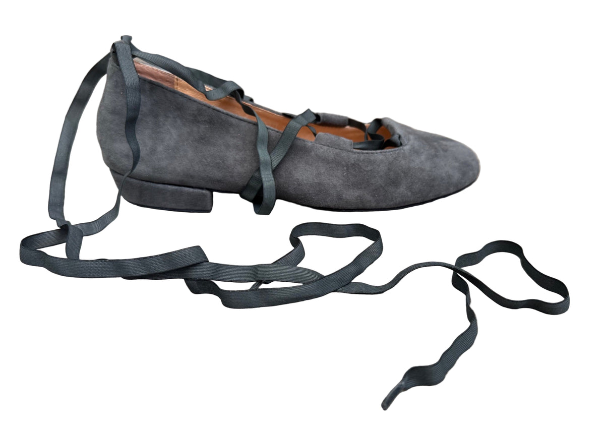 FINAL SALE Juliette Ballet Flat Charcoal with flexible laces